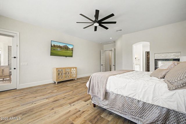 663 W ASTER Court, Chandler, AZ 85248