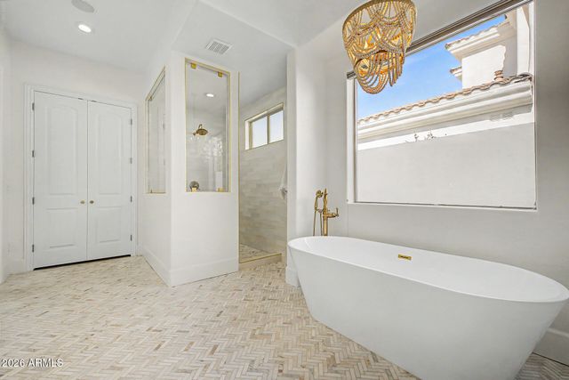 663 W ASTER Court, Chandler, AZ 85248
