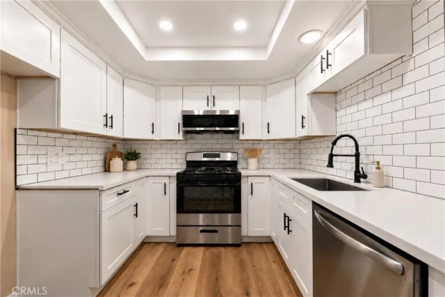 111 S Lakeview i, Placentia, CA 92870
