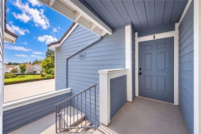 111 S Lakeview i, Placentia, CA 92870