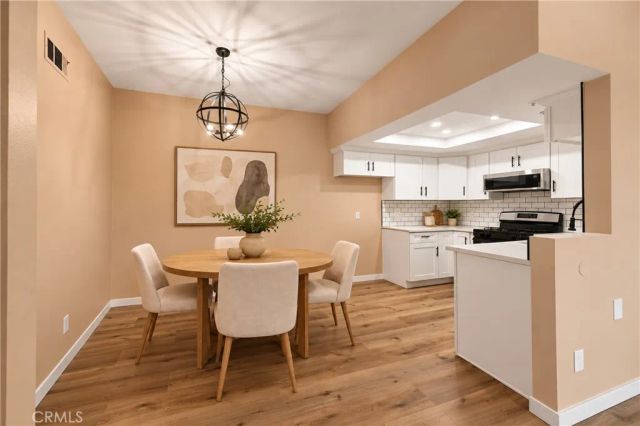 111 S Lakeview i, Placentia, CA 92870