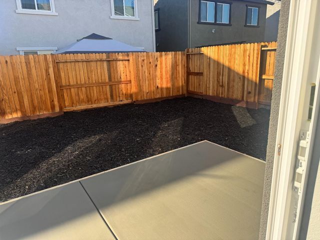 8224 Whippersnapper Way, Roseville, CA 95747