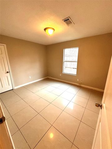 1209 Glenn Avenue, Pasadena, TX 77506