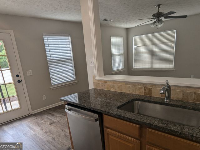 5710 Ridge Stone Way, Cumming, GA 30041