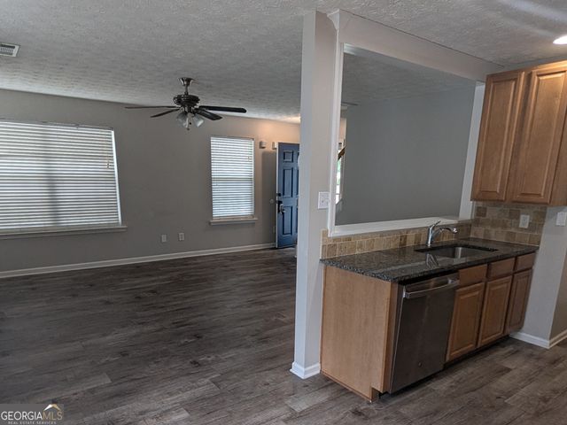 5710 Ridge Stone Way, Cumming, GA 30041