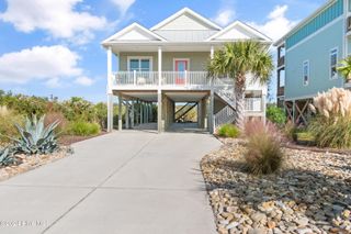 1020 W Pelican Drive, Oak Island, NC 28465