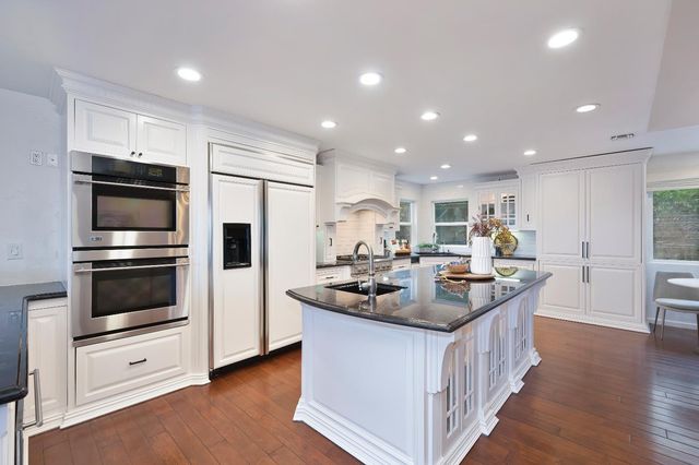 3300 Woodleigh Ln, Cameron Park, CA 95682