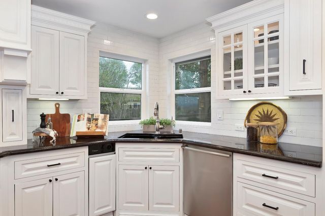 3300 Woodleigh Ln, Cameron Park, CA 95682