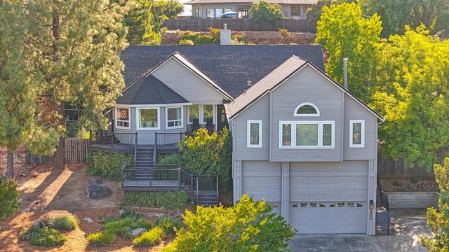 3300 Woodleigh Ln, Cameron Park, CA 95682