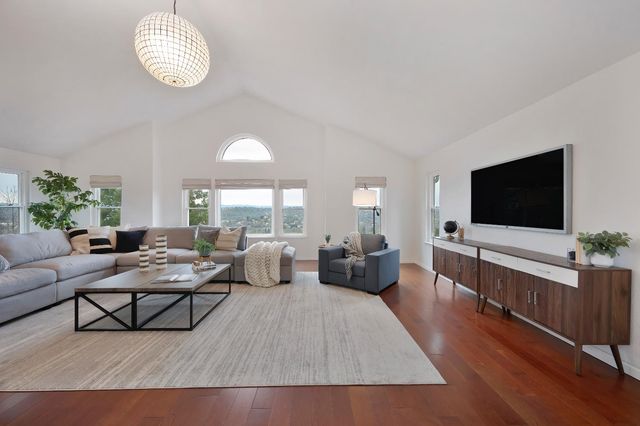 3300 Woodleigh Ln, Cameron Park, CA 95682