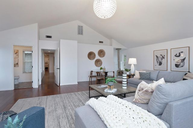 3300 Woodleigh Ln, Cameron Park, CA 95682