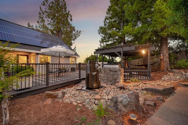 3300 Woodleigh Ln, Cameron Park, CA 95682