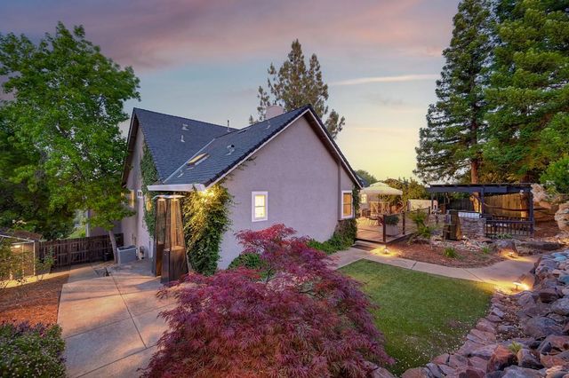 3300 Woodleigh Ln, Cameron Park, CA 95682