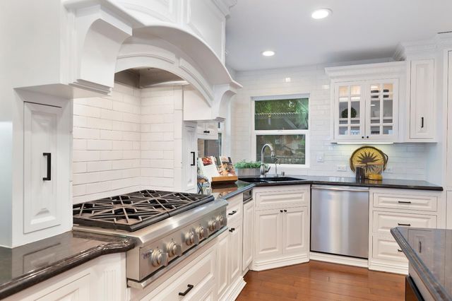 3300 Woodleigh Ln, Cameron Park, CA 95682