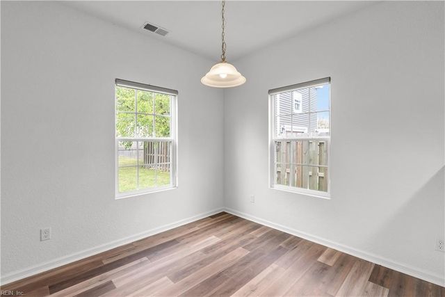 610 Mooney RD, Chesapeake, VA 23325