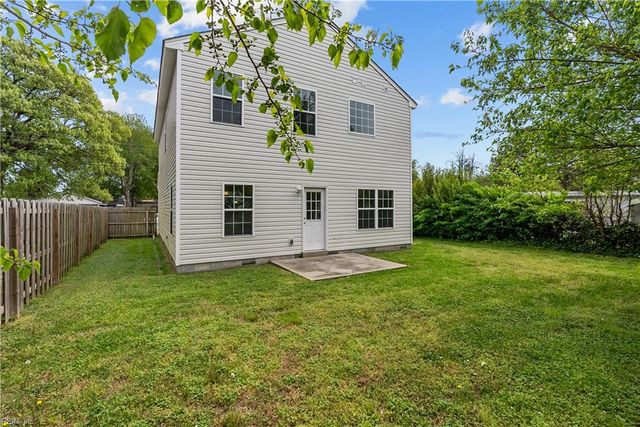 610 Mooney RD, Chesapeake, VA 23325