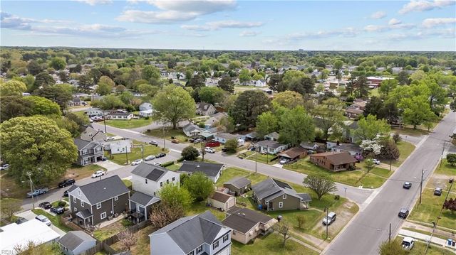 610 Mooney RD, Chesapeake, VA 23325