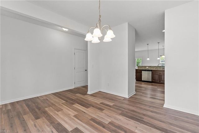 610 Mooney RD, Chesapeake, VA 23325