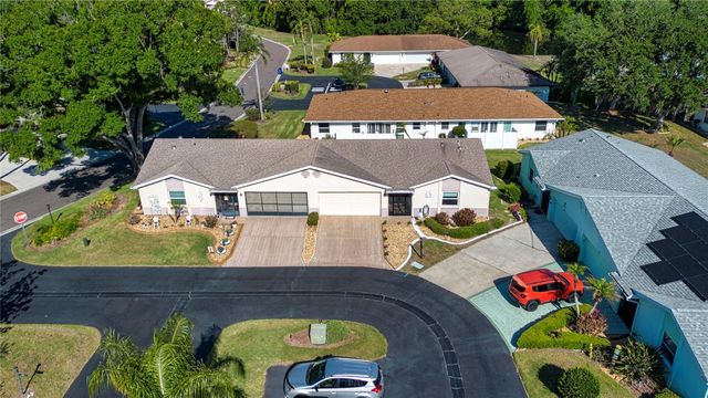 1904 BOSKY COURT, Sun City Center, FL 33573