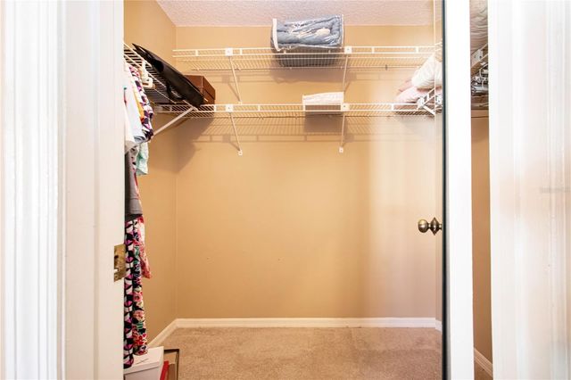 1904 BOSKY COURT, Sun City Center, FL 33573