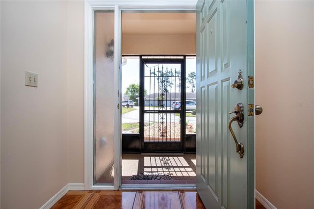 1904 BOSKY COURT, Sun City Center, FL 33573