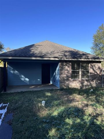 1012 Live Oak Street, Lake Charles, LA 70601