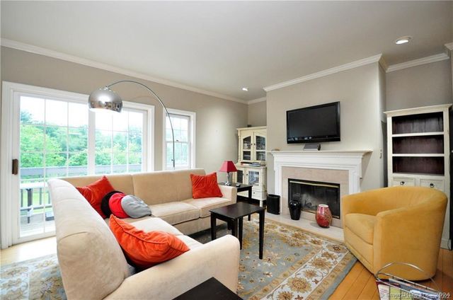 93 Litchfield Ponds Drive 93, Litchfield, CT 06759