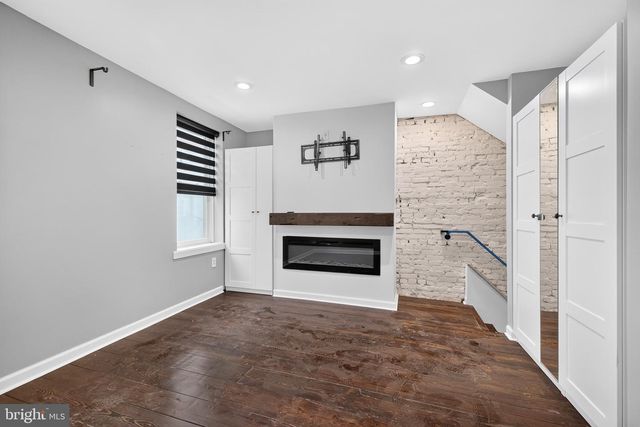 245 E ALLEN ST, Philadelphia, PA 19125