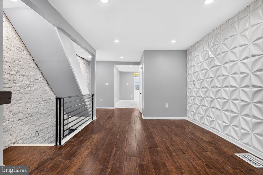 245 E ALLEN ST, PHILADELPHIA, PA 19125 — photo 4