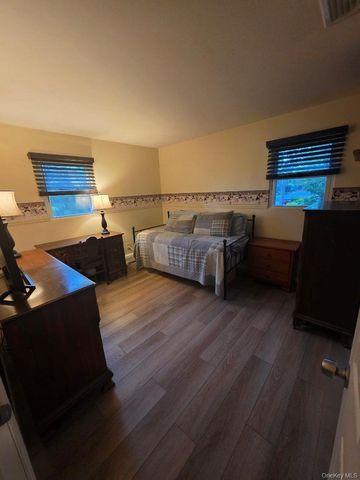 142 Riverside Avenue, Mastic Beach, NY 11951