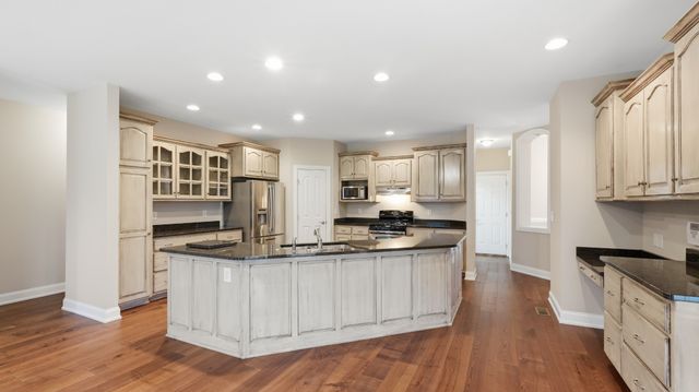 229 Ridgecrest Dr, Winchester, TN 37398