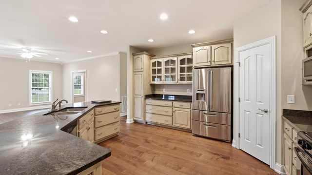 229 Ridgecrest Dr, Winchester, TN 37398