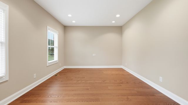 229 Ridgecrest Dr, Winchester, TN 37398