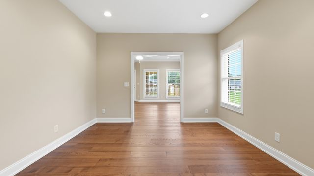 229 Ridgecrest Dr, Winchester, TN 37398