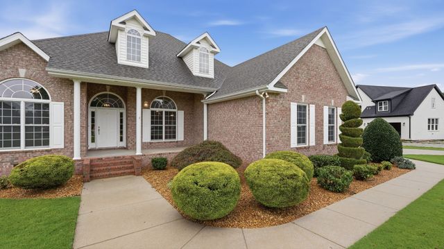 229 Ridgecrest Dr, Winchester, TN 37398