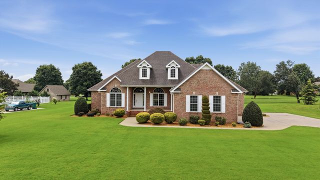 229 Ridgecrest Dr, Winchester, TN 37398