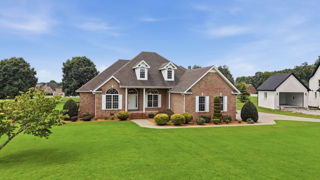 229 Ridgecrest Dr, Winchester, TN 37398