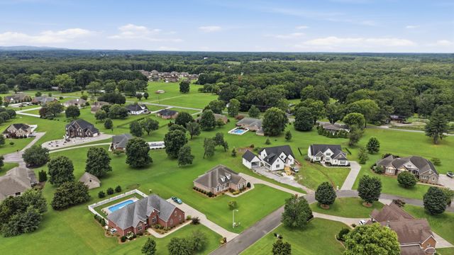 229 Ridgecrest Dr, Winchester, TN 37398