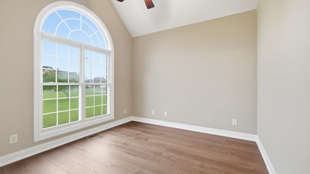 229 Ridgecrest Dr, Winchester, TN 37398