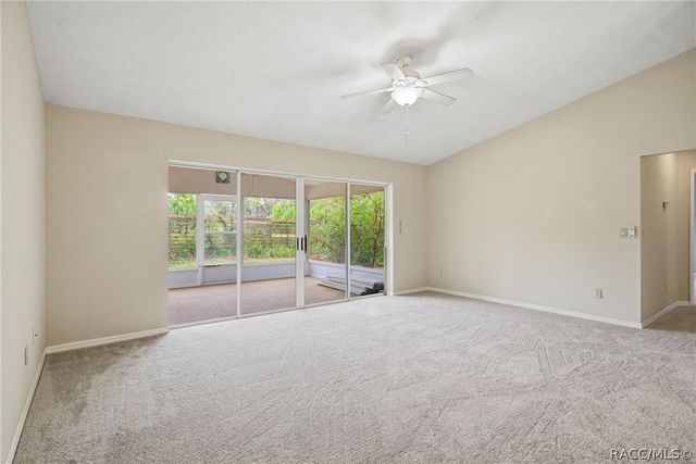 6068 W Douneray Loop, Crystal River, FL 34429