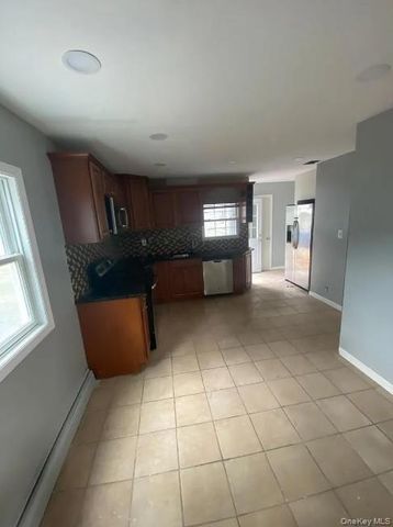 25 Newport Avenue, Selden, NY 11784