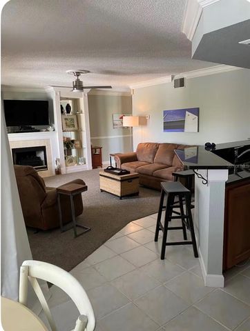 1125 PINELLAS BAYWAY S 201, St Petersburg, FL 33715