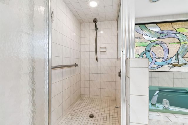 5804 AINSWORTH COURT E, Tampa, FL 33647