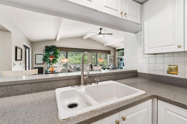 5804 AINSWORTH COURT E, Tampa, FL 33647