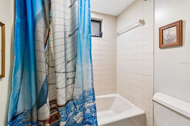 5804 AINSWORTH COURT E, Tampa, FL 33647