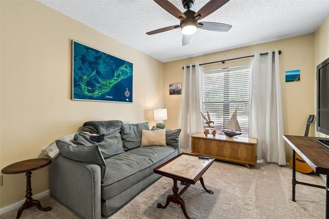 5804 AINSWORTH COURT E, Tampa, FL 33647