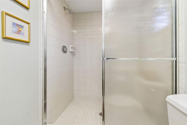 5804 AINSWORTH COURT E, Tampa, FL 33647