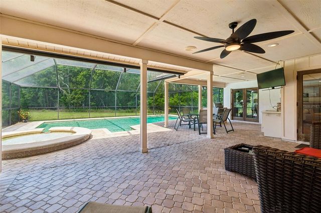 5804 AINSWORTH COURT E, Tampa, FL 33647