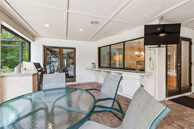 5804 AINSWORTH COURT E, Tampa, FL 33647