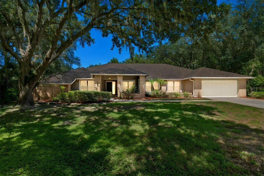 5804 AINSWORTH COURT E, Tampa, FL 33647